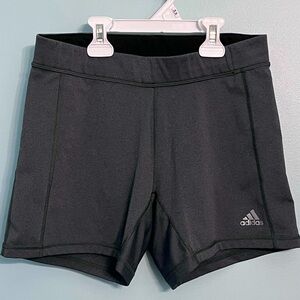 Women’s Medium Gray Adidas Yoga Shorts